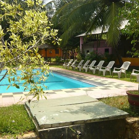 Sunrise Holiday Resort Habarana Ngoại thất bức ảnh
