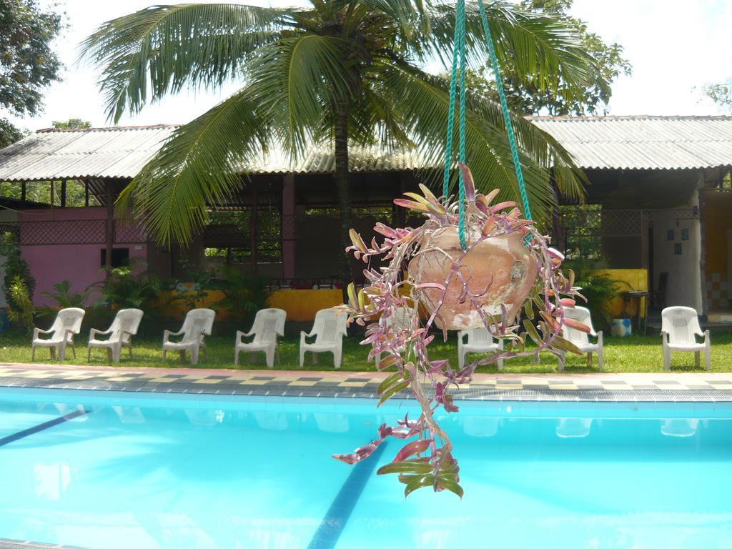 Sunrise Holiday Resort Habarana Ngoại thất bức ảnh