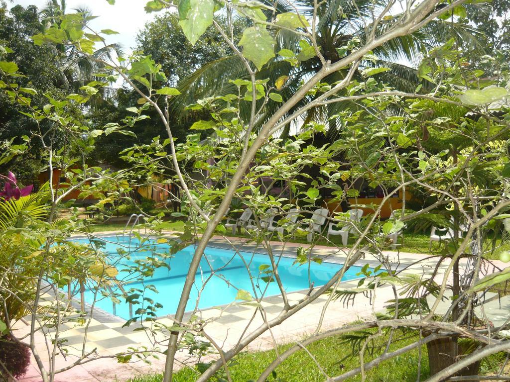 Sunrise Holiday Resort Habarana Ngoại thất bức ảnh