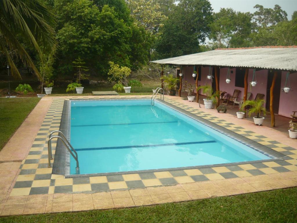 Sunrise Holiday Resort Habarana Ngoại thất bức ảnh