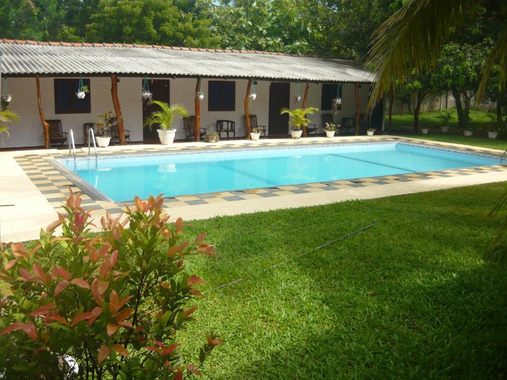 Sunrise Holiday Resort Habarana Ngoại thất bức ảnh