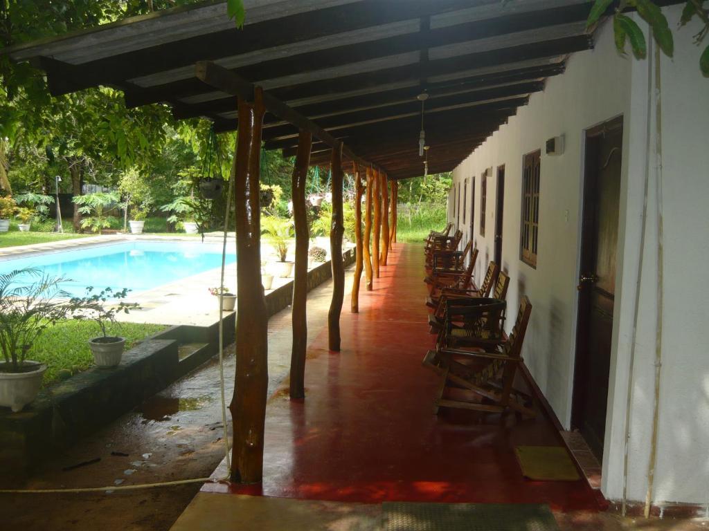 Sunrise Holiday Resort Habarana Ngoại thất bức ảnh